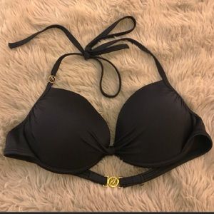 VICTORIA’S SECRET Black Push-Up Bikini Top